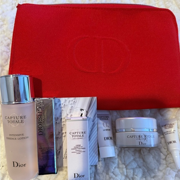 Dior Skincare Bundle Capture Totale New - Picture 1 of 11